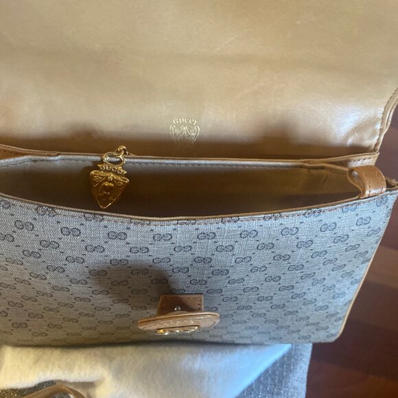 Gucci Clutch Purse - vintage circa 1985 - Picture 3 of 4